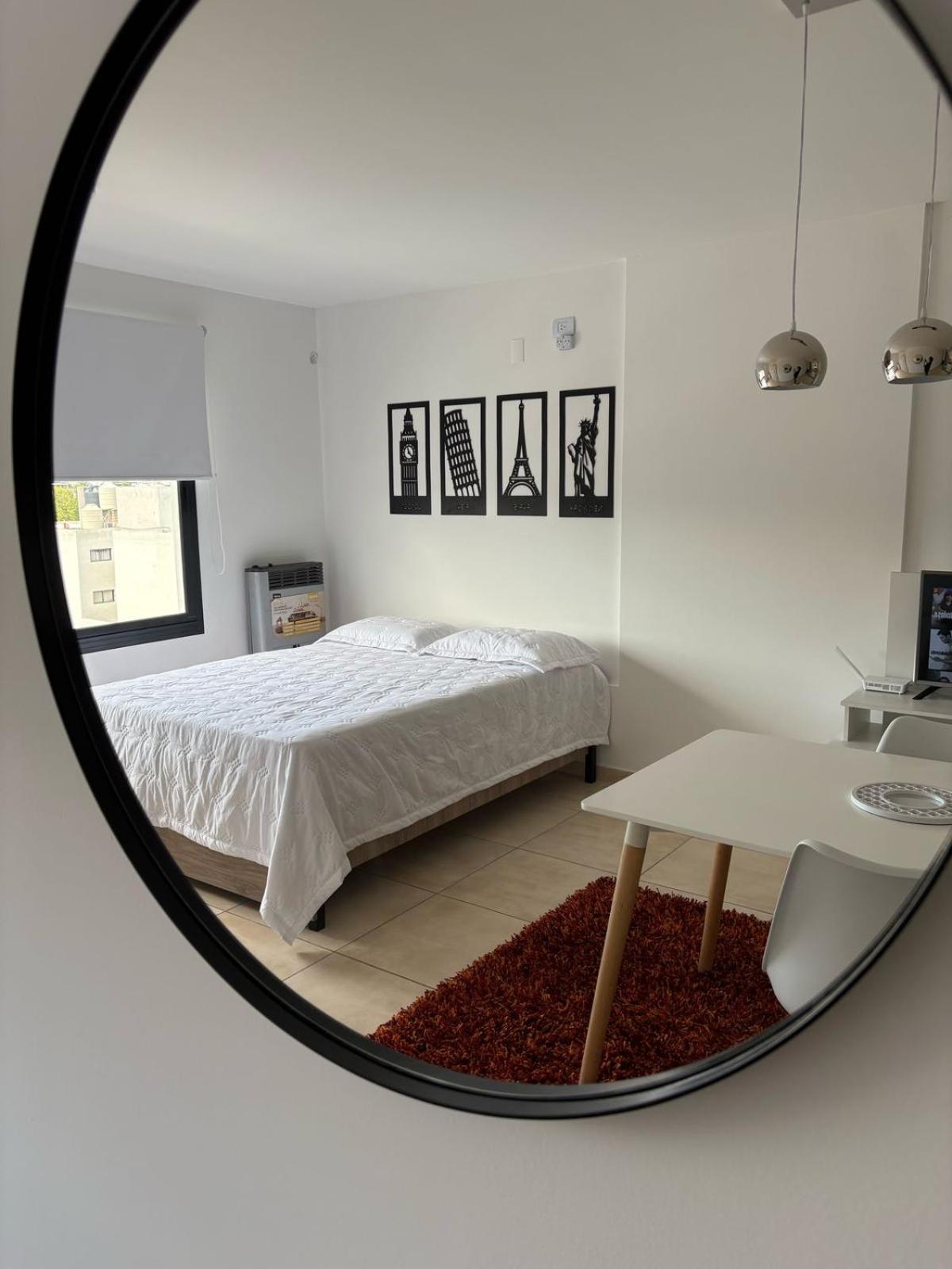 Luminoso Dpto Con Vista Panoramica Y Cochera Techada Apartamento Córdoba