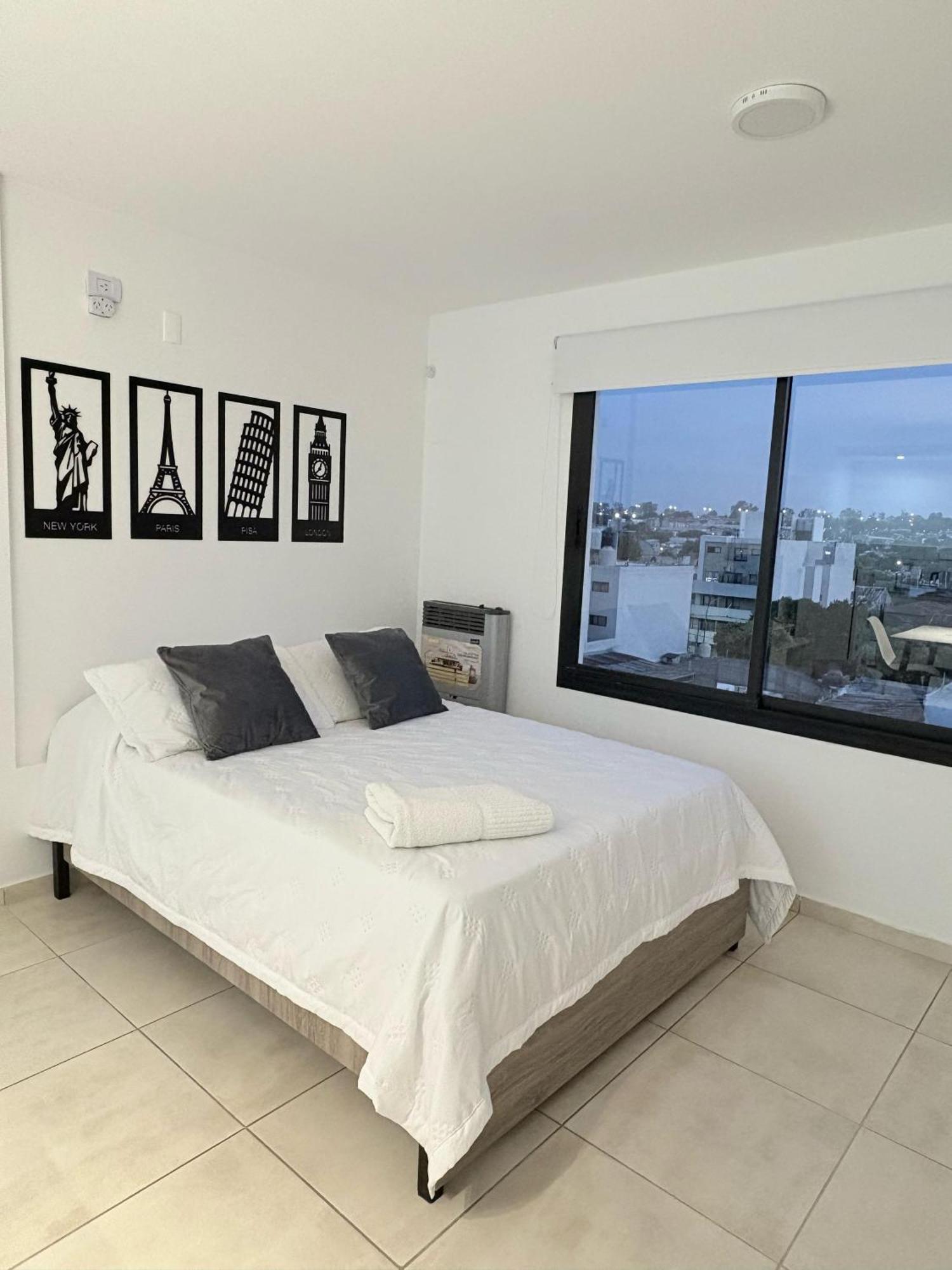 Apartamento Luminoso Dpto Con Vista Panoramica Y Cochera Techada
