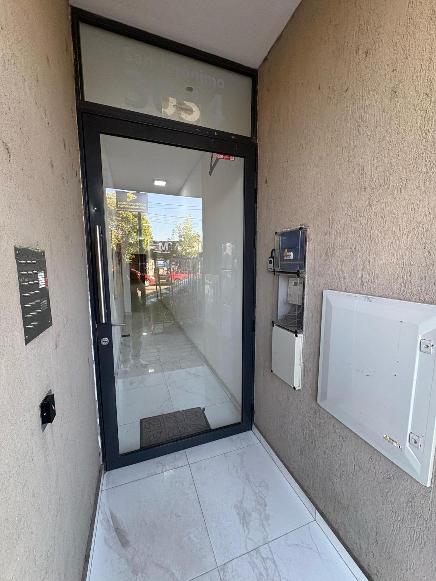 Apartamento Luminoso Dpto Con Vista Panoramica Y Cochera Techada Córdoba
